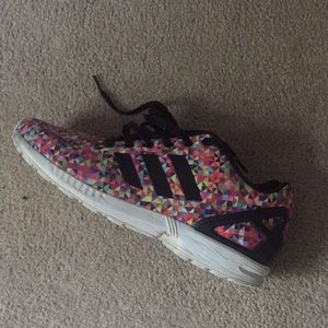 Adidas Shoe size 9 barely used good condition